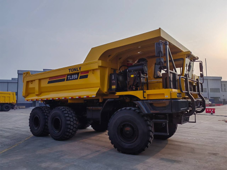 Внедорожный самосвал TL859