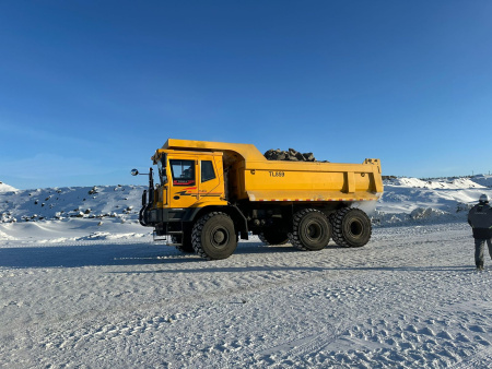 Внедорожный самосвал TL859