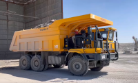 Внедорожный самосвал TL885