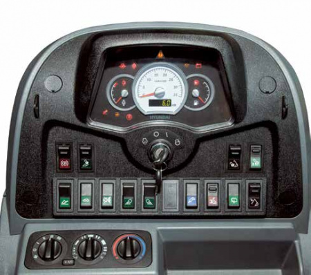 Экскаватор-погрузчик Hyundai H940S-4WS