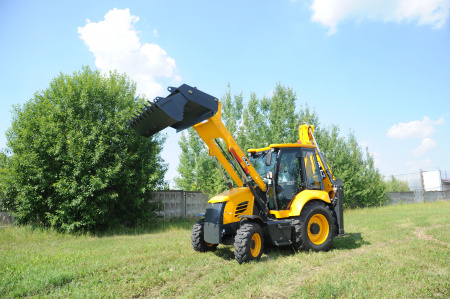 Экскаватор-погрузчик ELAZ-BL 880 с повышенной грузоподъемностью