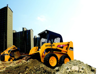 Мини-погрузчик Hyundai HSL850-7A Hyundai