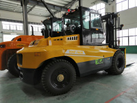 Вилочный погрузчик HNF160 Hyundai